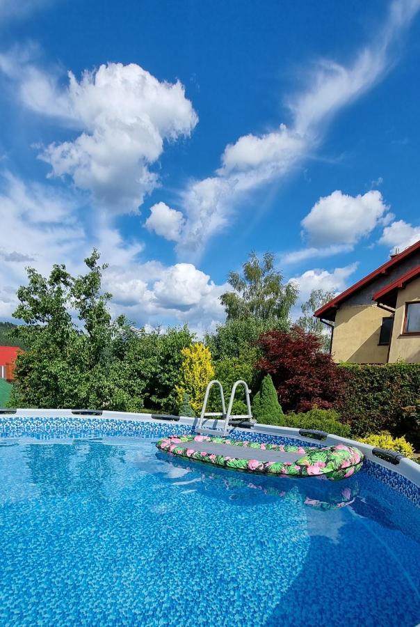 Mountain House Hotell Ustrzyki Dolne Exteriör bild